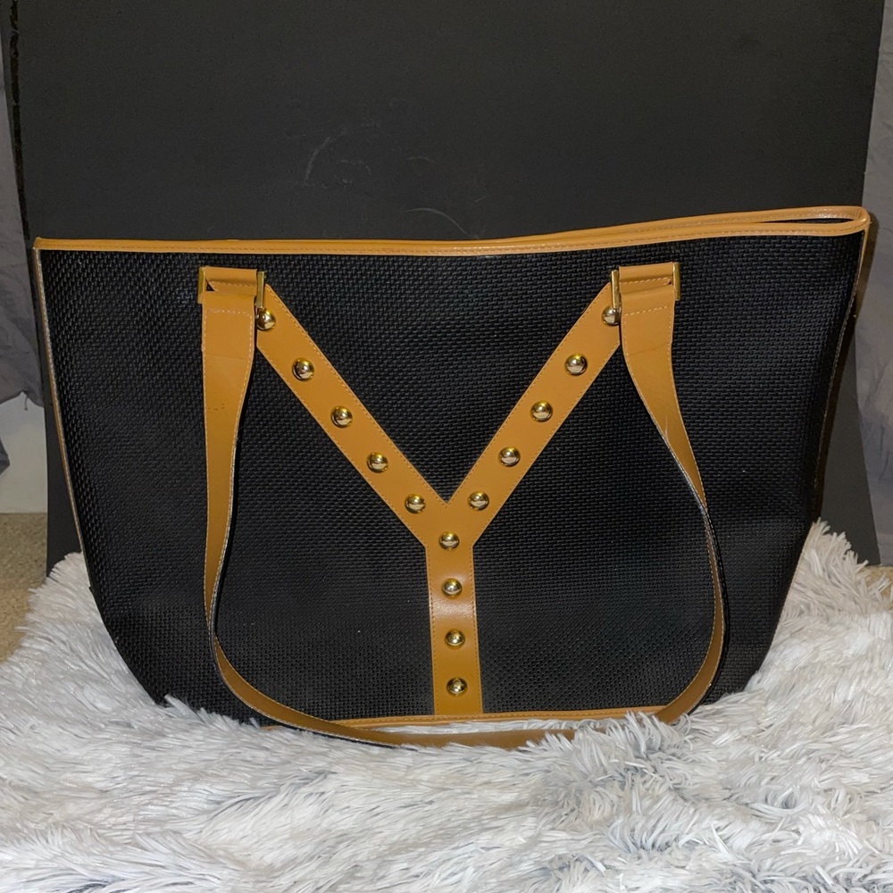 Yves Saint Laurent Tote Bag - Picture 2 of 9